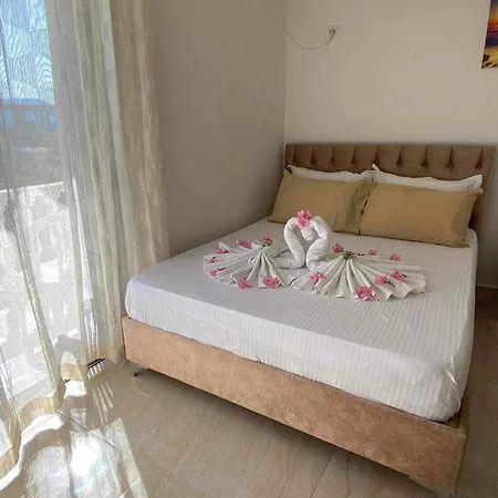 White شقة *